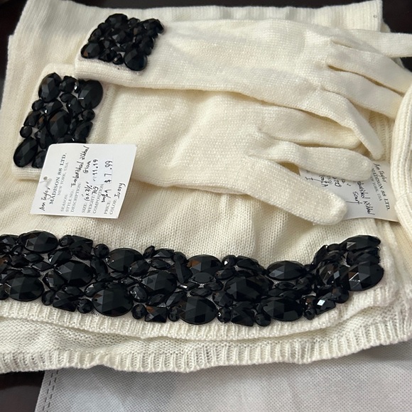 Ann Taylor Factory Cream and Black Embellished Gloves and Hat Set - Picture 2 of 3